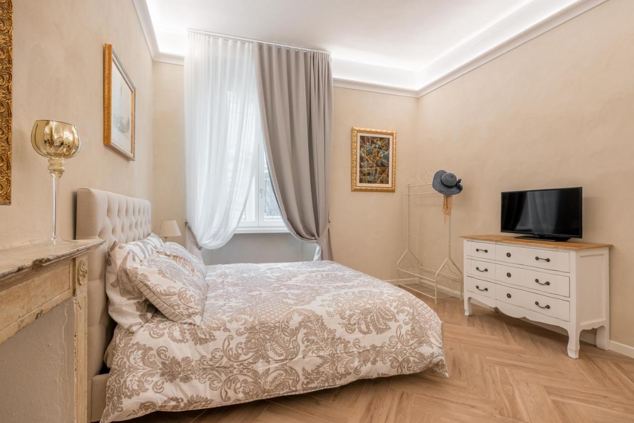 Classic Chic - Citta Alta Leilighet *